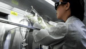 EPA Plan to Restrict Science / Scientist at work / CDC Photo